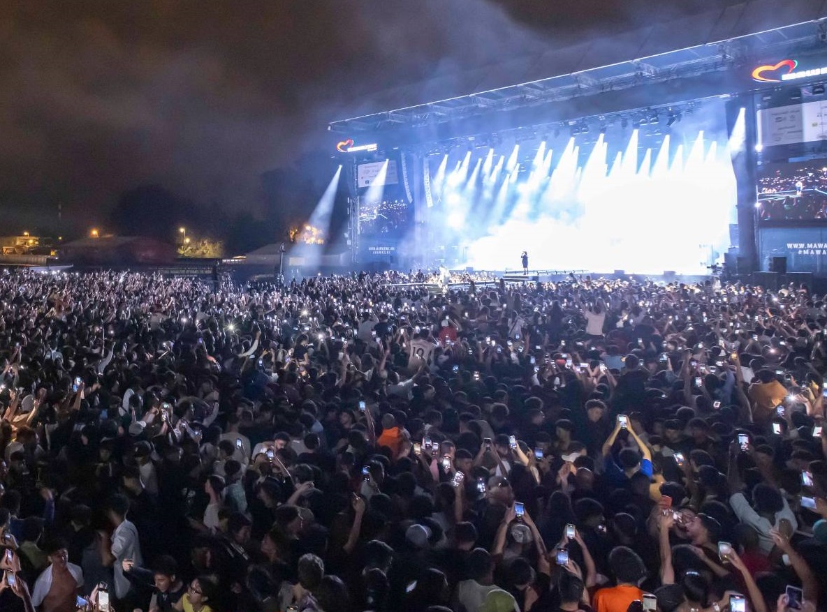 الجاز يمتع جمهور موازين و"الديفا" تتذكر غناءها للحسن الثاني