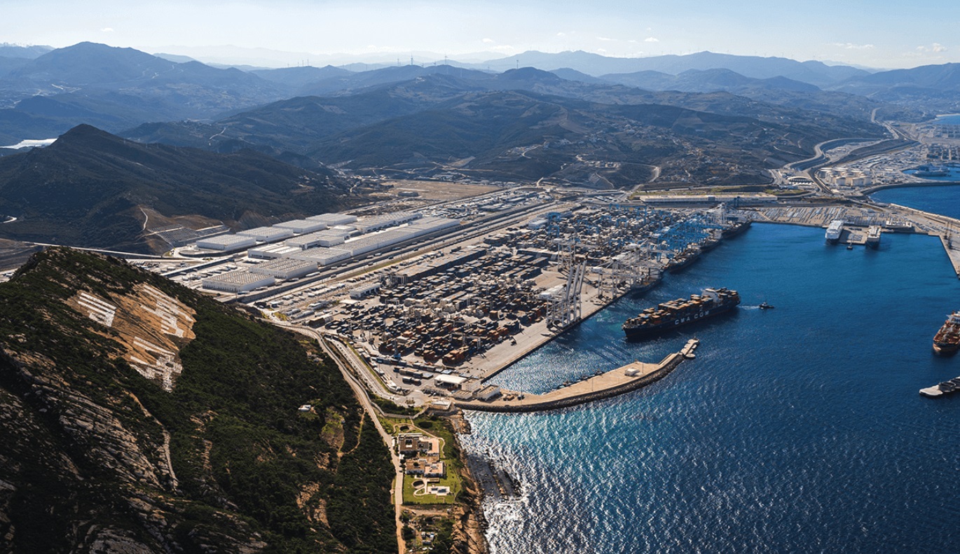  نزار بركة: المغرب رائد في البنية التحتية المينائية بقدرة استيعابية تصل إلى 300 مليون طن سنويا 