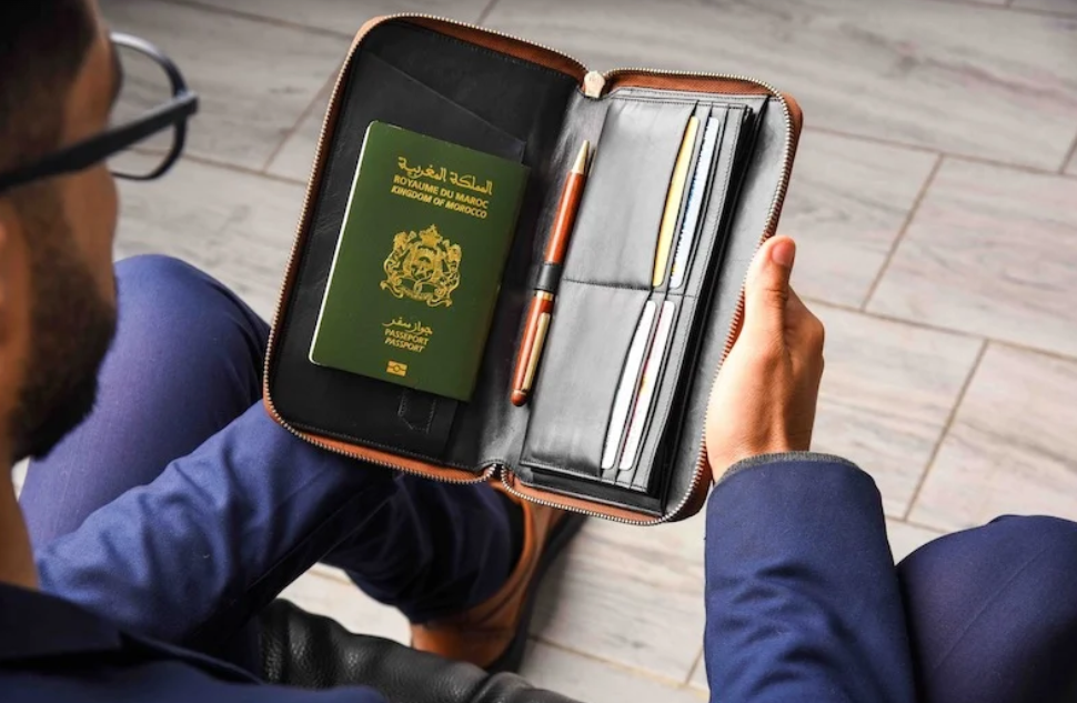  جواز السفر المغربي يتقدم إلى المرتبة 67 عالمياً ويتيح الدخول إلى 73 دولة دون تأشيرة 