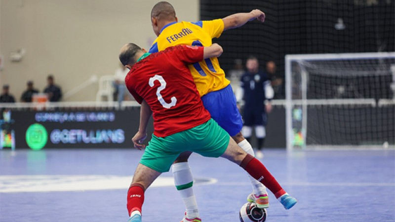 مونديال الفوتصال.. هذا موعد مباراة المغرب والبرازيل والقنوات الناقلة