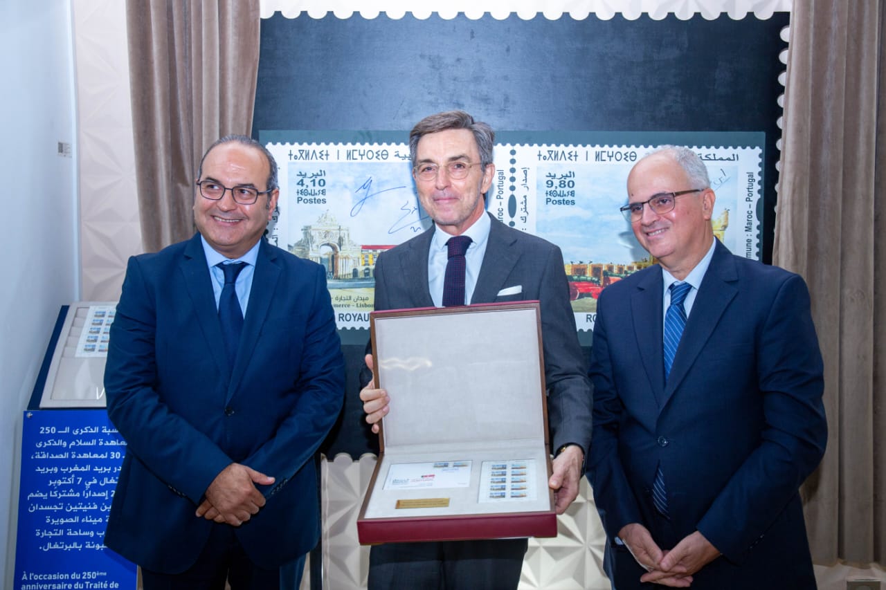 بريدا المغرب والبرتغال يطلقان طابعين بريديين بمناسبة الذكرى 250 لمعاهدة السلام بين البلدين