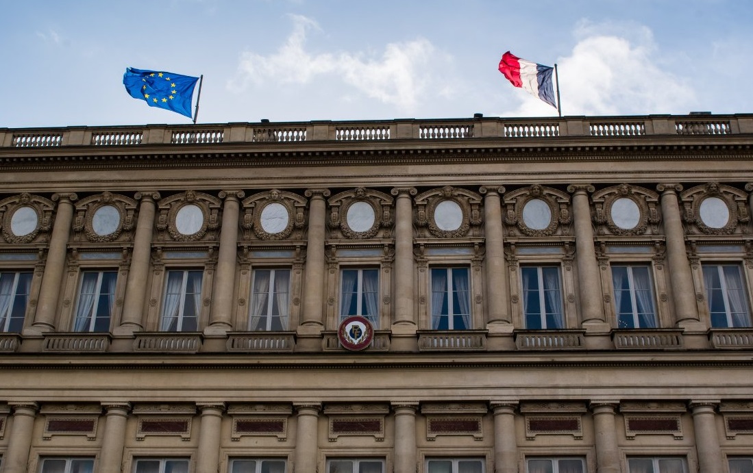 وزارة الخارجية الفرنسية تنشر خريطة المغرب كاملة على موقعها الرسمي