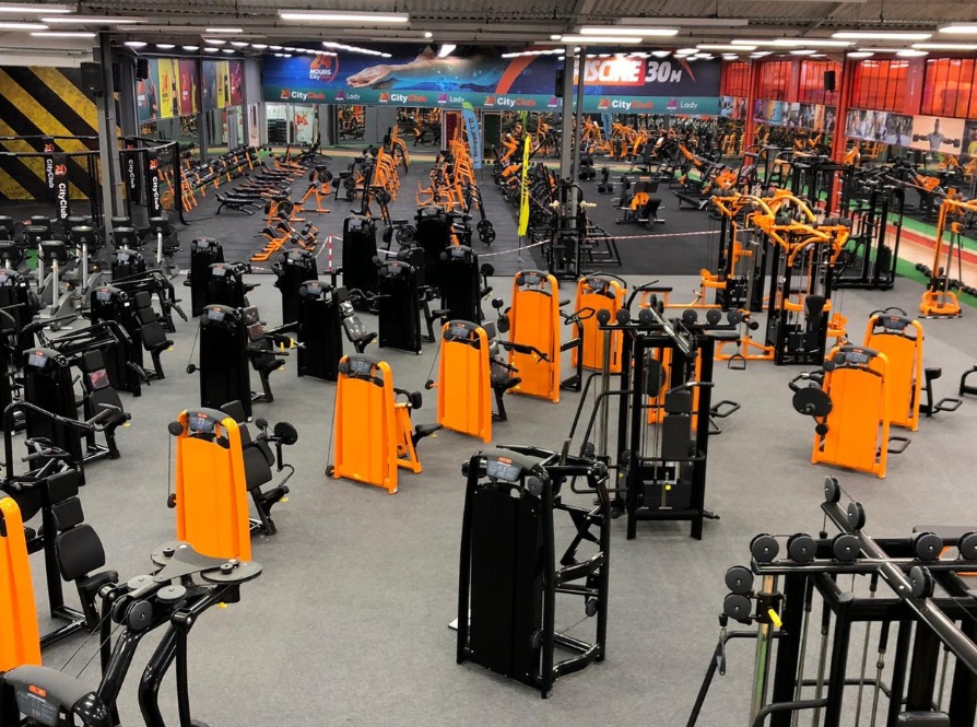 الحجز على عدد من نوادي "سيتي كلوب"