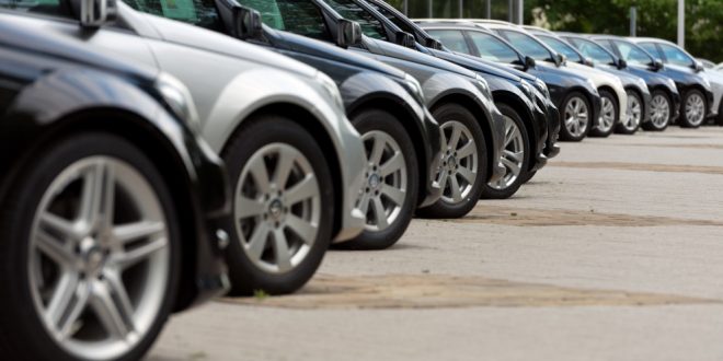 الضريبة على السيارات.. خدمة الدفع الإلكتروني مجانية 100%