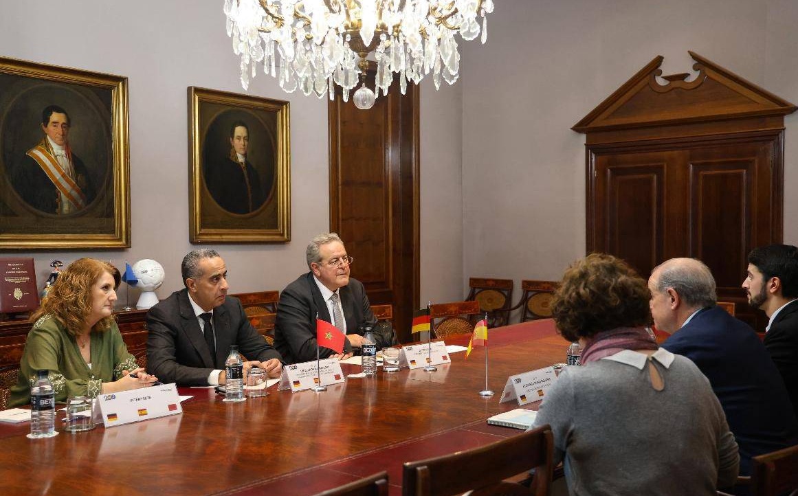 حموشي يجري زيارة عمل إلى إسبانيا لتعزيز التعاون الأمني وتبادل الخبرات