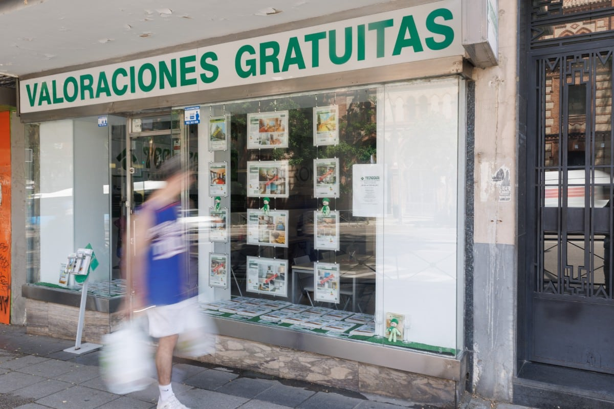 أزاحوا الفرنسيين والألمان.. المغاربة يتصدرون تصنيفا مثيرا للجدل في إسبانيا 