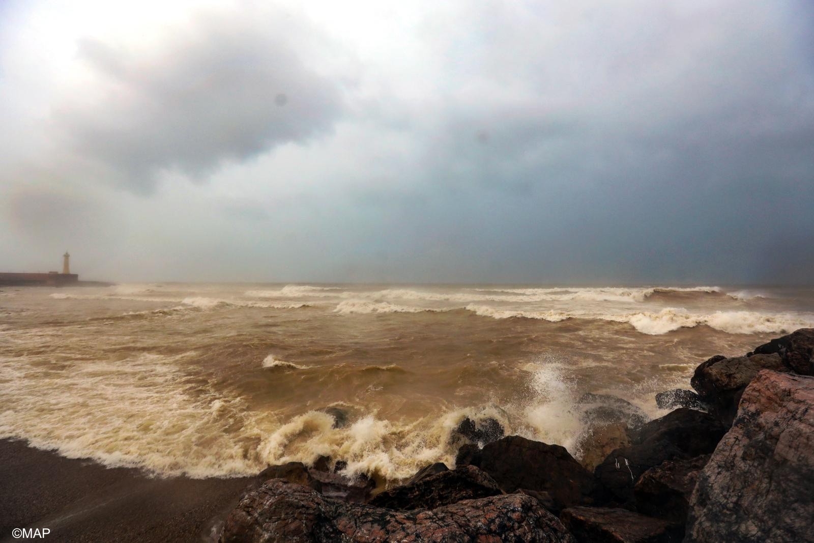 أمطار وعواصف رعدية غدًا في عدة مناطق بالمملكة
