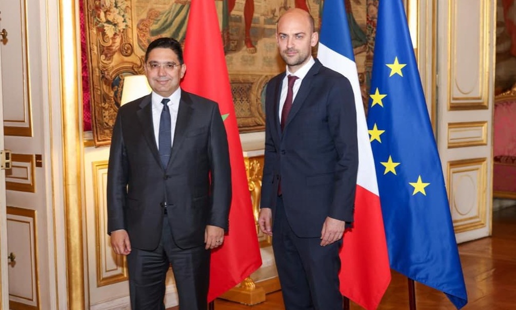 بوريطة يحل بباريس في زيارة عمل