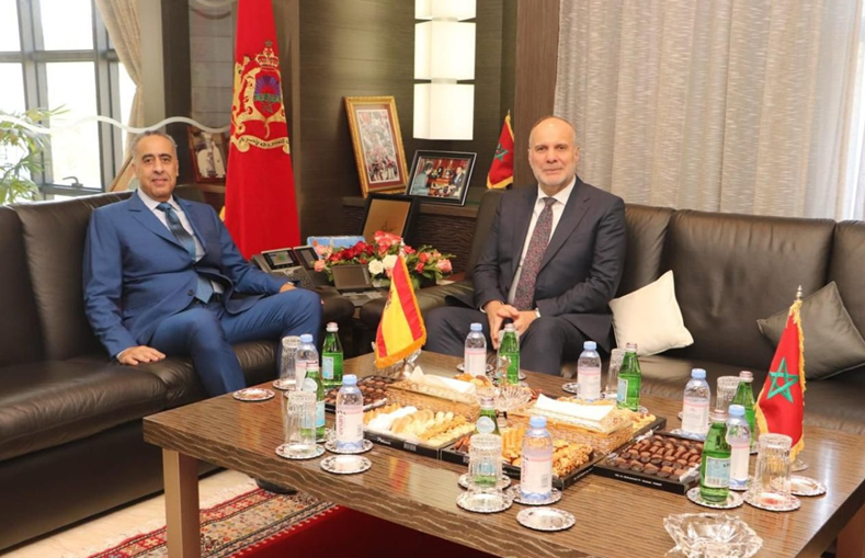 حموشي يجتمع بمسؤول الاستعلامات بالحرس المدني الإسباني