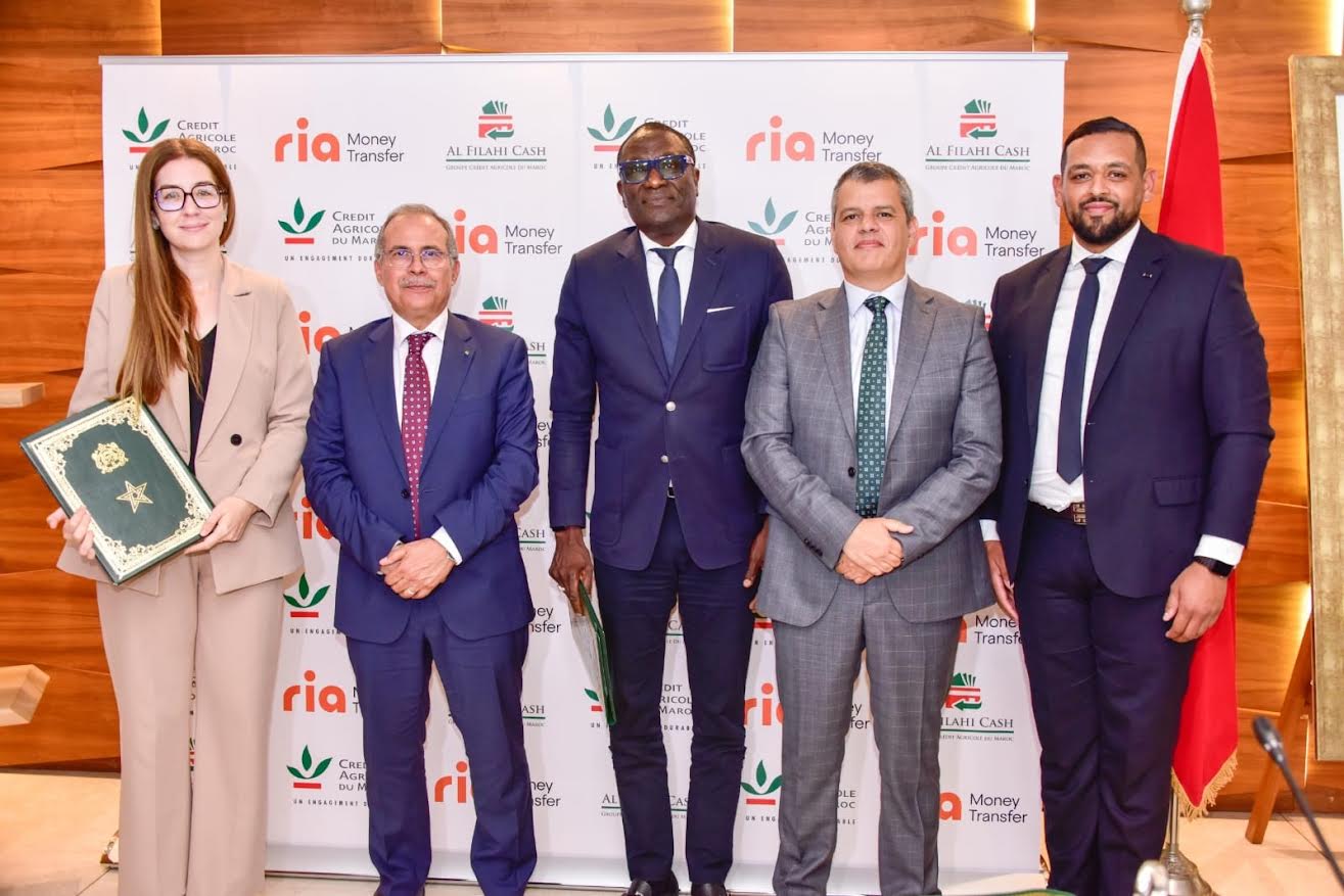 "الفلاحي كاش" تتعاون مع "ريا لتحويل الأموال" لتوسيع خدمات التحويلات الدولية