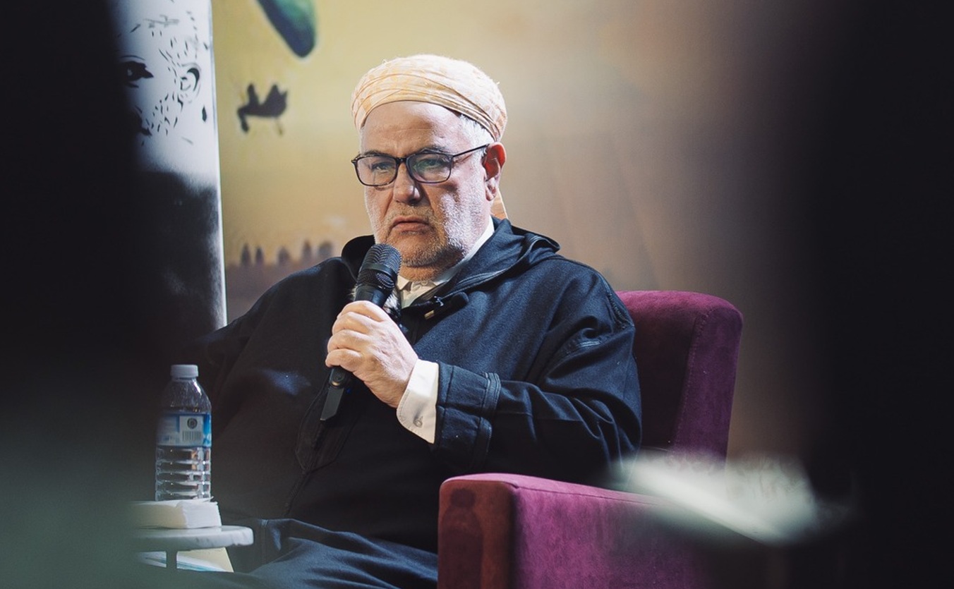 بنكيران وإيران.. عندما يصبح الاصطفاف هوسًا يتجاوز المصلحة الوطنية