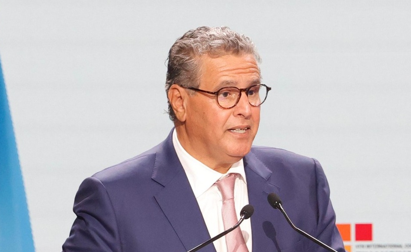 أخنوش يدعو إلى إدماج الذكاء الاصطناعي في مختلف السياسات العمومية ويحذر من مخاطره