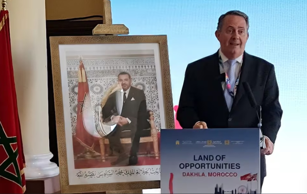 وزير بريطاني أسبق يشيد بدور المغرب ويصف الحكم الذاتي بـ"الحل الوحيد والبراغماتي"