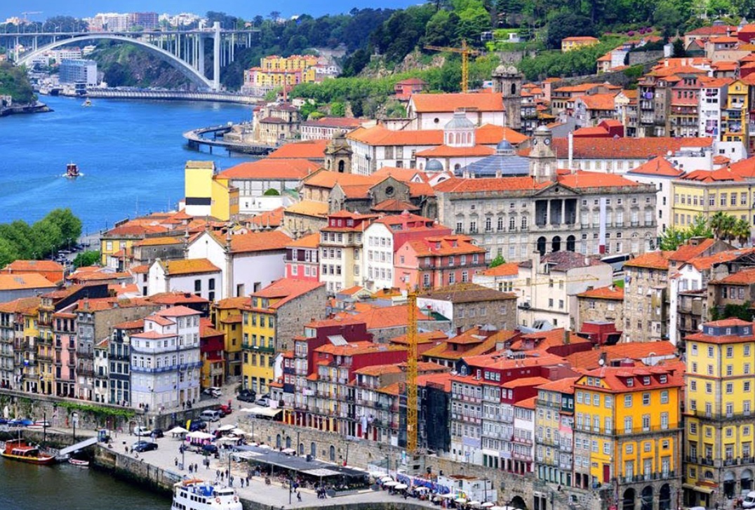 تتيح الإقامة لــ4 أشهر.. هذه شروط الحصول على تأشيرة "البحث عن عمل" في البرتغال