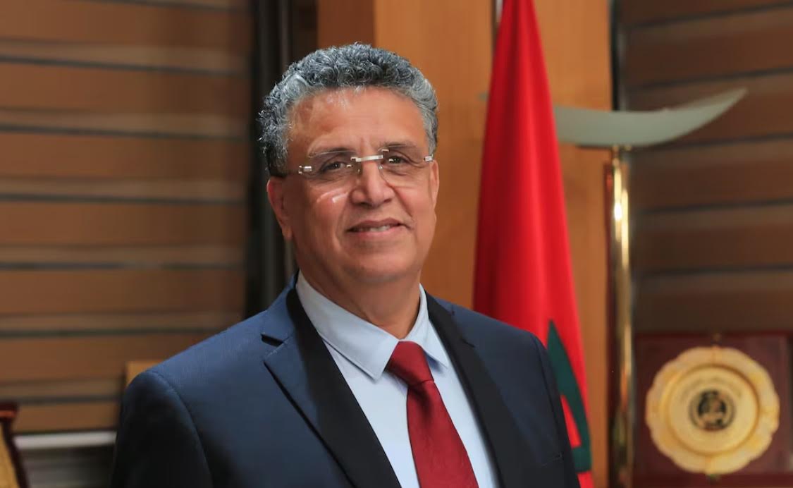 وهبي: الذكاء الاصطناعي يفرض إعادة النظر في مهن الموثق والمحامي والمفوض القضائي