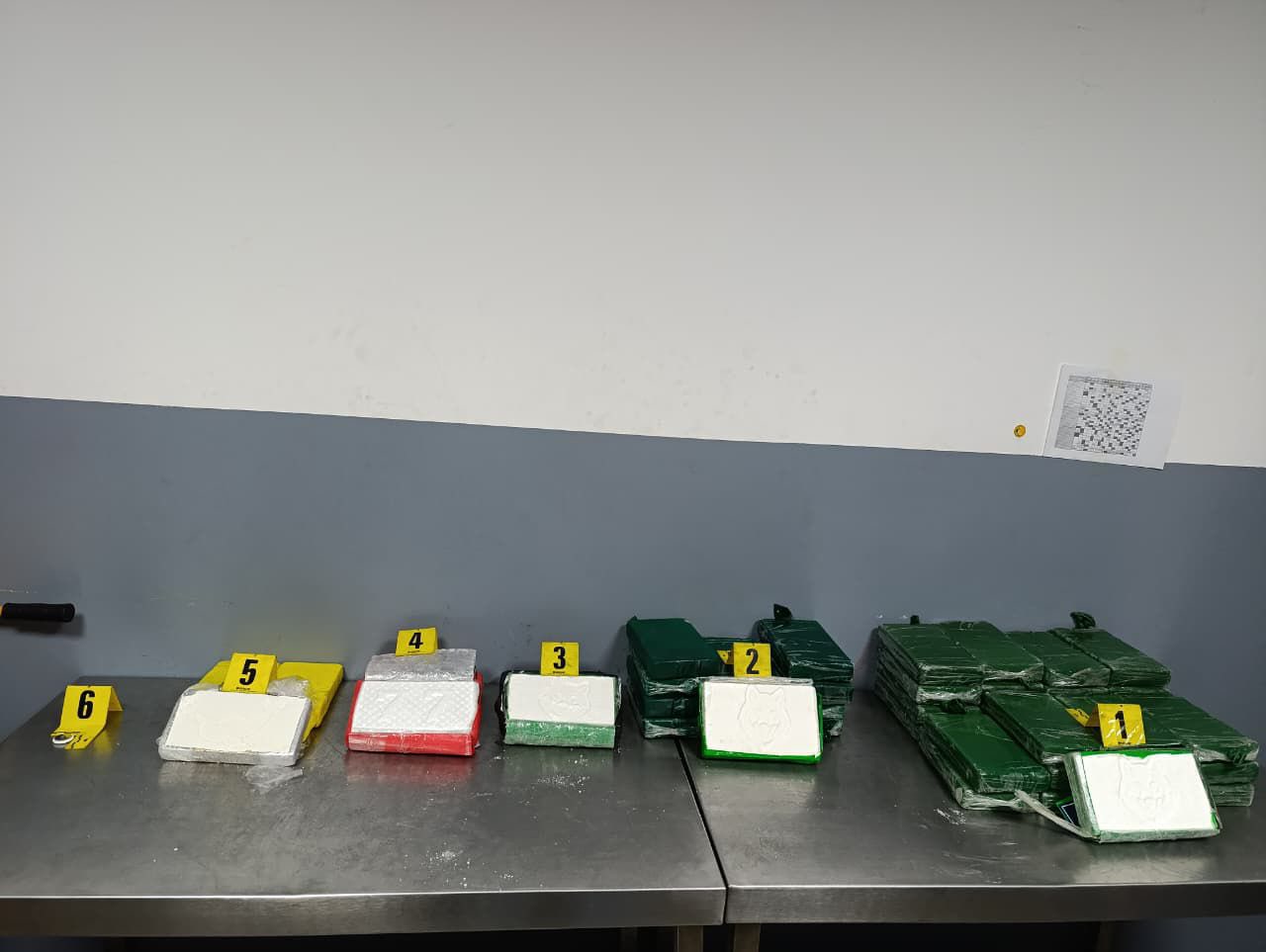 فتح تحقيق لكشف شبكة إجرامية وراء محاولة تهريب كميات من الكوكايين عبر ميناء طنجة المتوسط