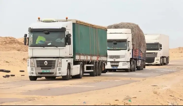 تحرير أربعة سائقي شاحنات مغاربة بمالي