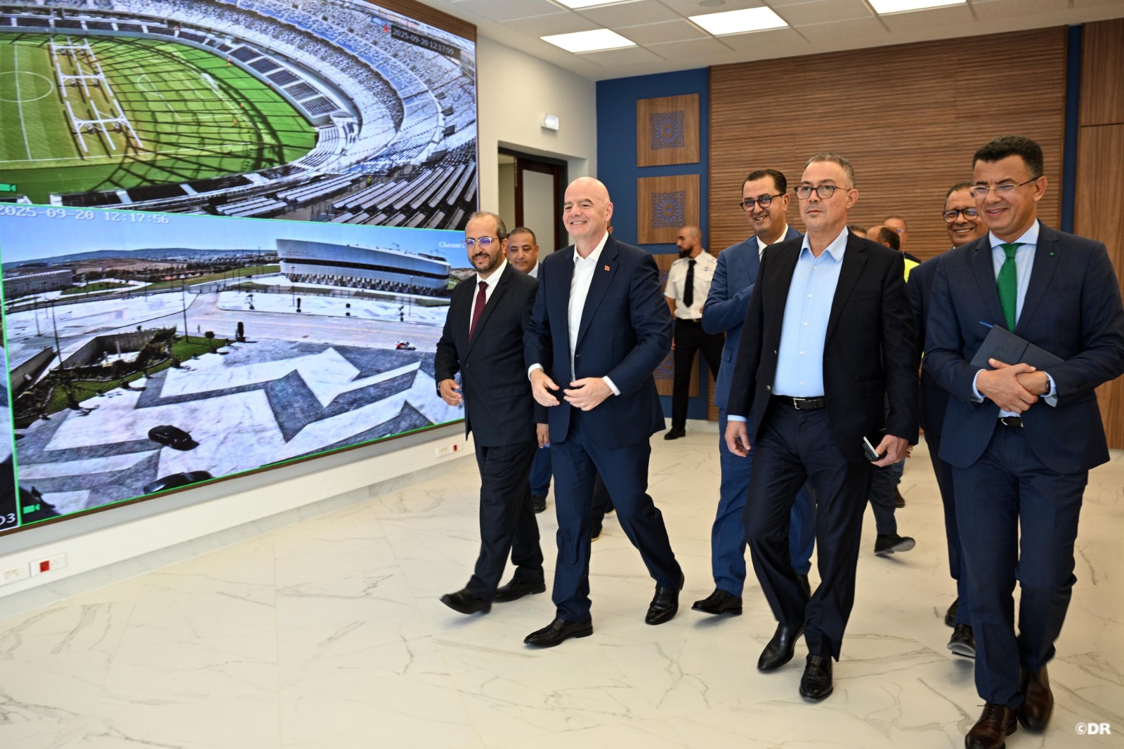 ماذا قال رئيس الفيفا عن ملعب طنجة؟