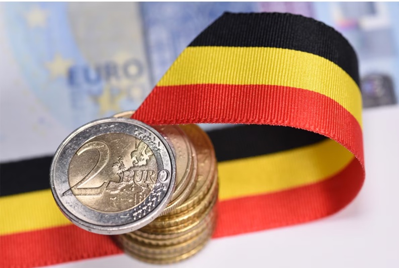  فضيحة معاش في بلجيكا... إدانة عائلة مغربية باختلاس عشرات آلاف اليوروهات 