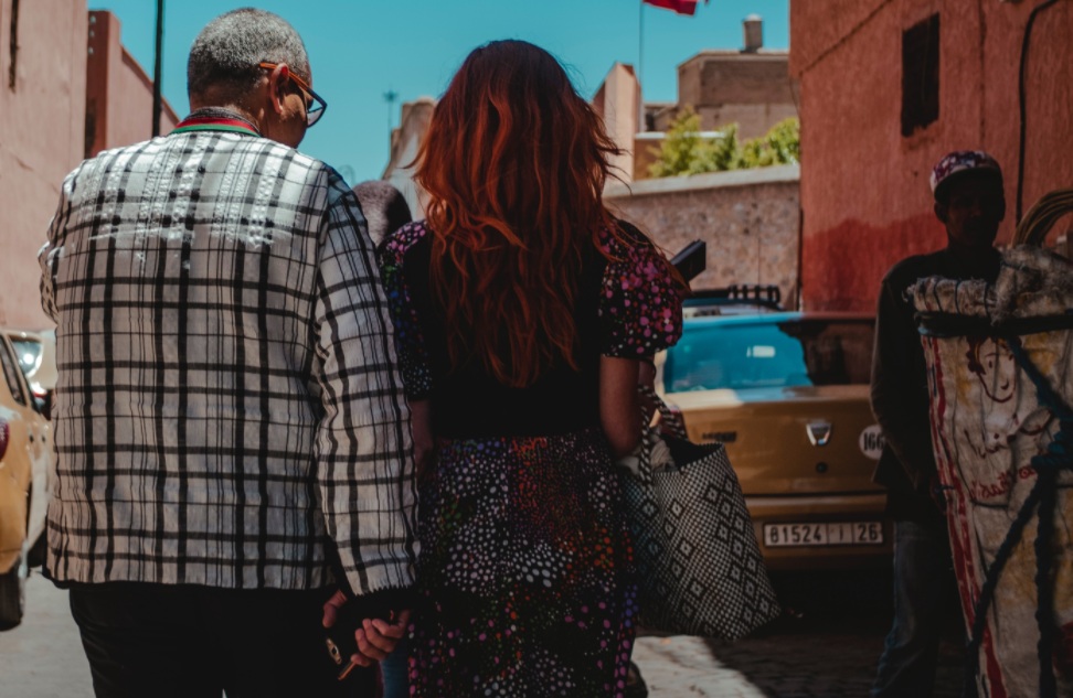  نصفهم حلّ بالمغرب بعد سنة 2021 لأسباب مختلفة.. كم يبلغ عدد الأجانب المقيمين في المغرب؟ 