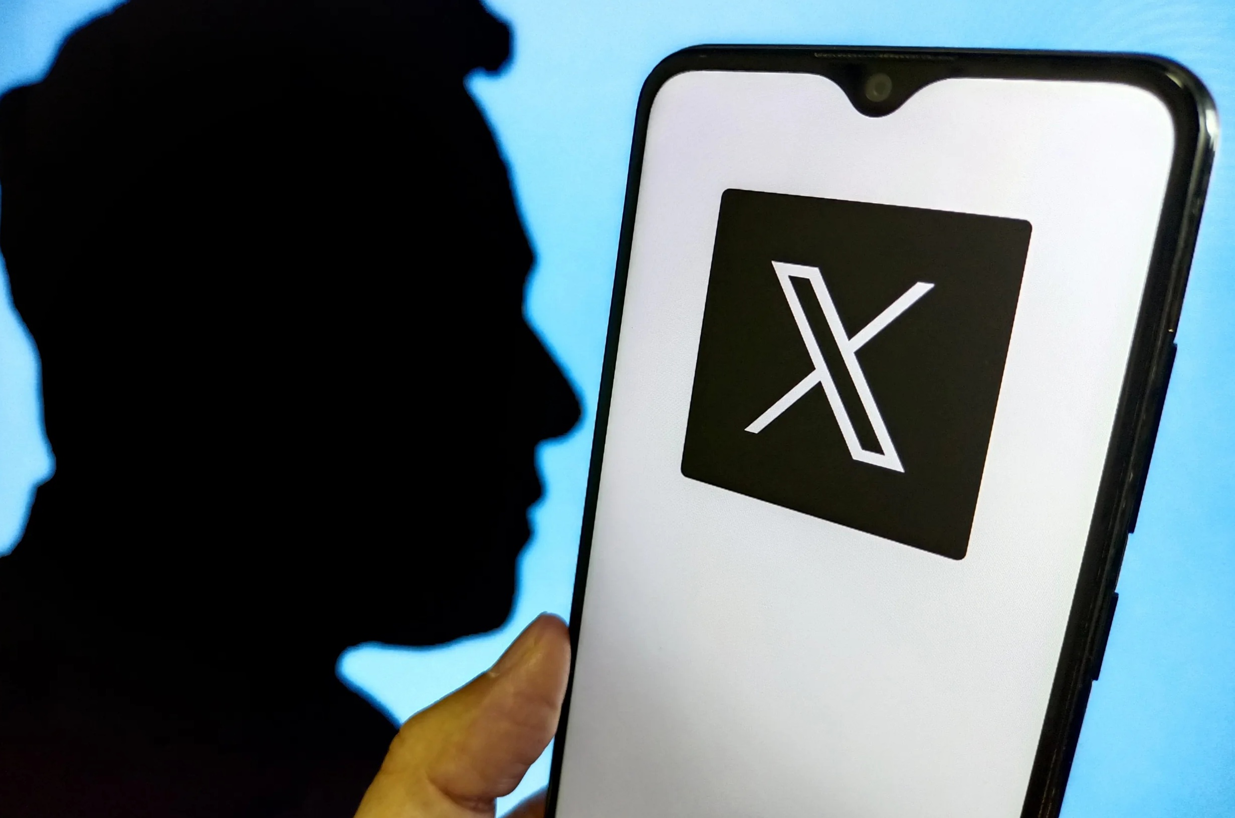   خاصية تحديد المواقع في منصة "إكس" تكشف أن حسابات "مغربية" تسيّر من خارج المملكة 