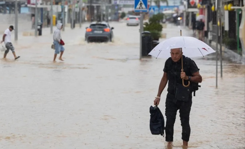  ارتفاع ضحايا فيضانات جنوب إسبانيا إلى ثلاثة وفيات 