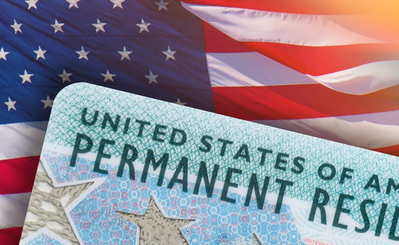  أمريكا تعلن تعليق العمل بتأشيرة التنوع "غرين كارد" 