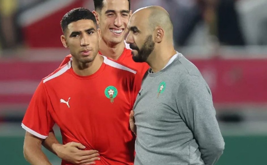 الركراكي: حكيمي يبذل جهداً كبيراً للحاق بالمباراة الأولى في “كان 2025”