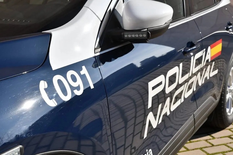  إسبانيا..  توقيف جزائرية متهمة بإصابة طفلها على مستوى العينين للحصول على المساعدة 