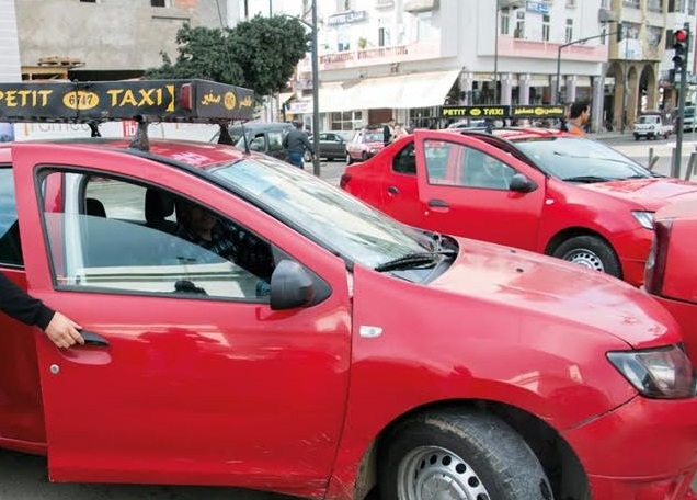  قطاع سيارات الأجرة بالمغرب.. 5000 مخالفة وسحب مؤقت ونهائي لأزيد من 1500 رخصة ثقة 