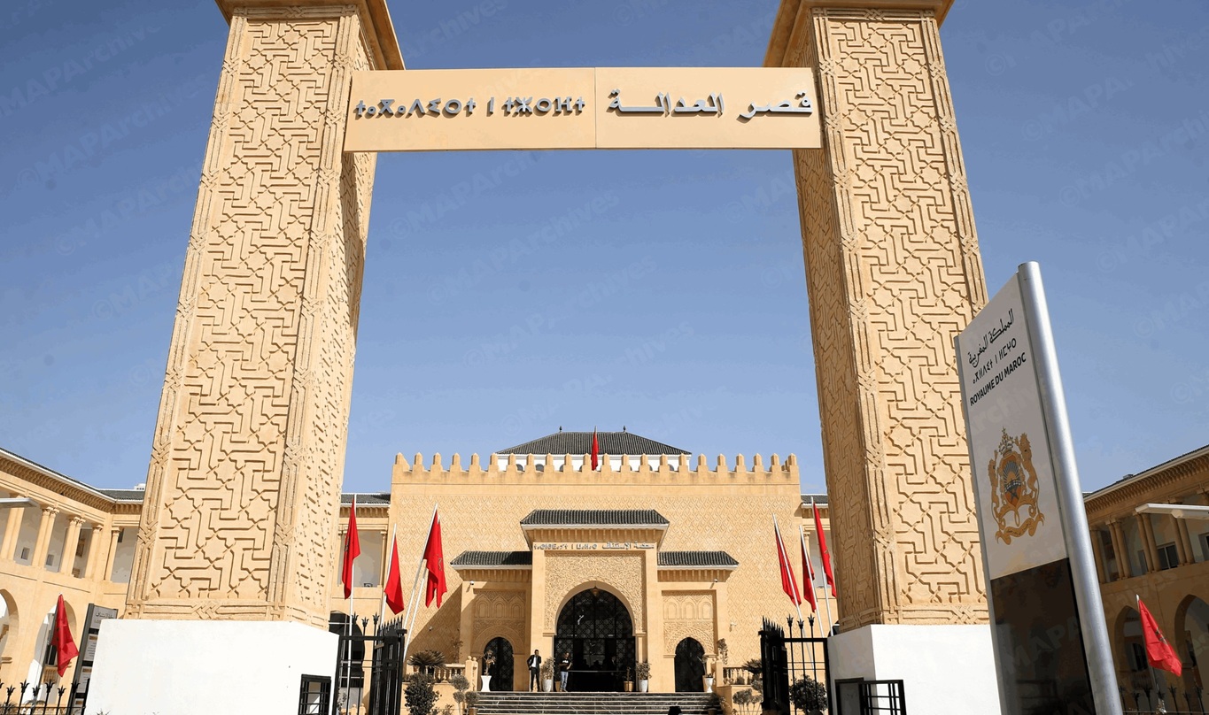 وكيل الملك يعلن فتح بحث لكشف أسباب انهيار ينايتيْ فاس