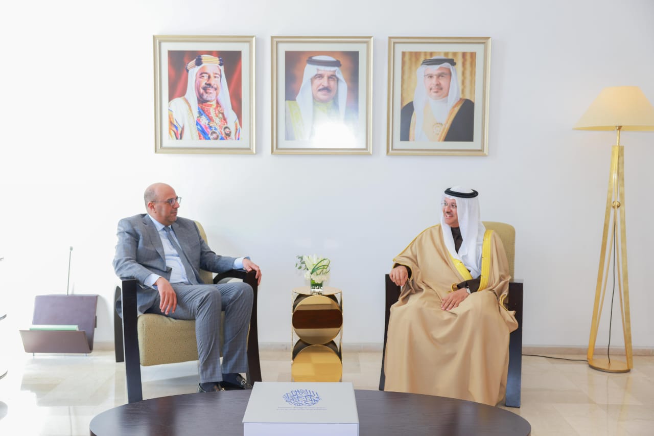  ولد الرشيد يشيد بمسار التعاون الثقافي البحريني 