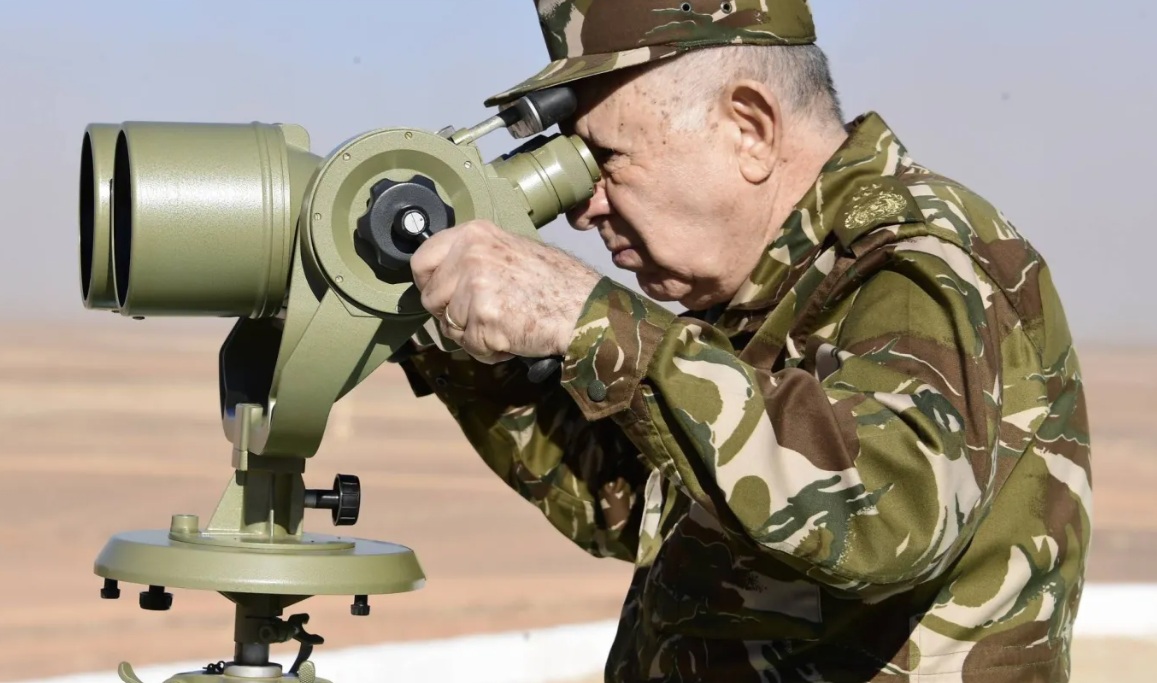 وزارة الدفاع الجزائرية تعلن "القضاء" على 3 مغاربة بدعوى محاولة تهريب