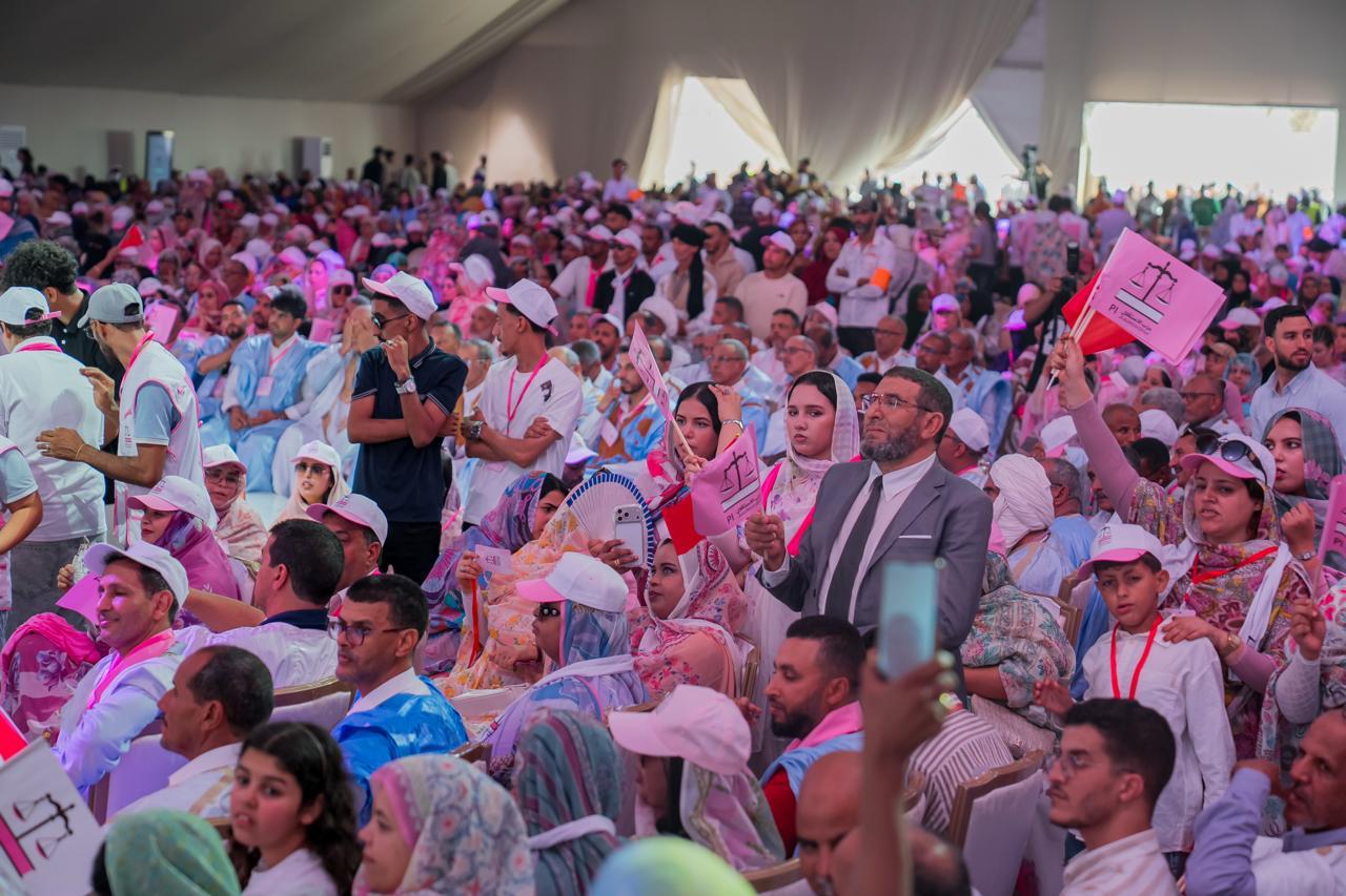 من الداخلة.. الاستقلال يستحضر مساره في الأقاليم الجنوبية ويعرض رهانات المرحلة المقبلة